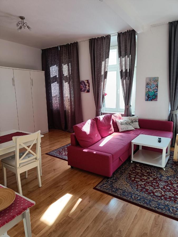 Ferienwohnung Barfly Трабен-Трарбах Екстер'єр фото